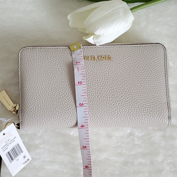 ā„ļøBeautifulā„ļøMICHAEL KORS WALLET/PHONE CASE - Picture 11 of 15